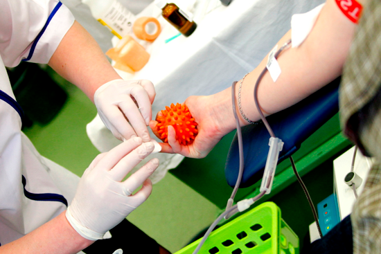 Переливание крови при онкологии: в каких случаях поможет?